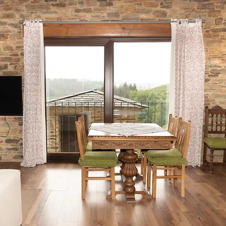 Casa El Teixo شاليه *